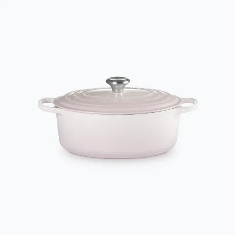 Oval casserole in Shell Pink