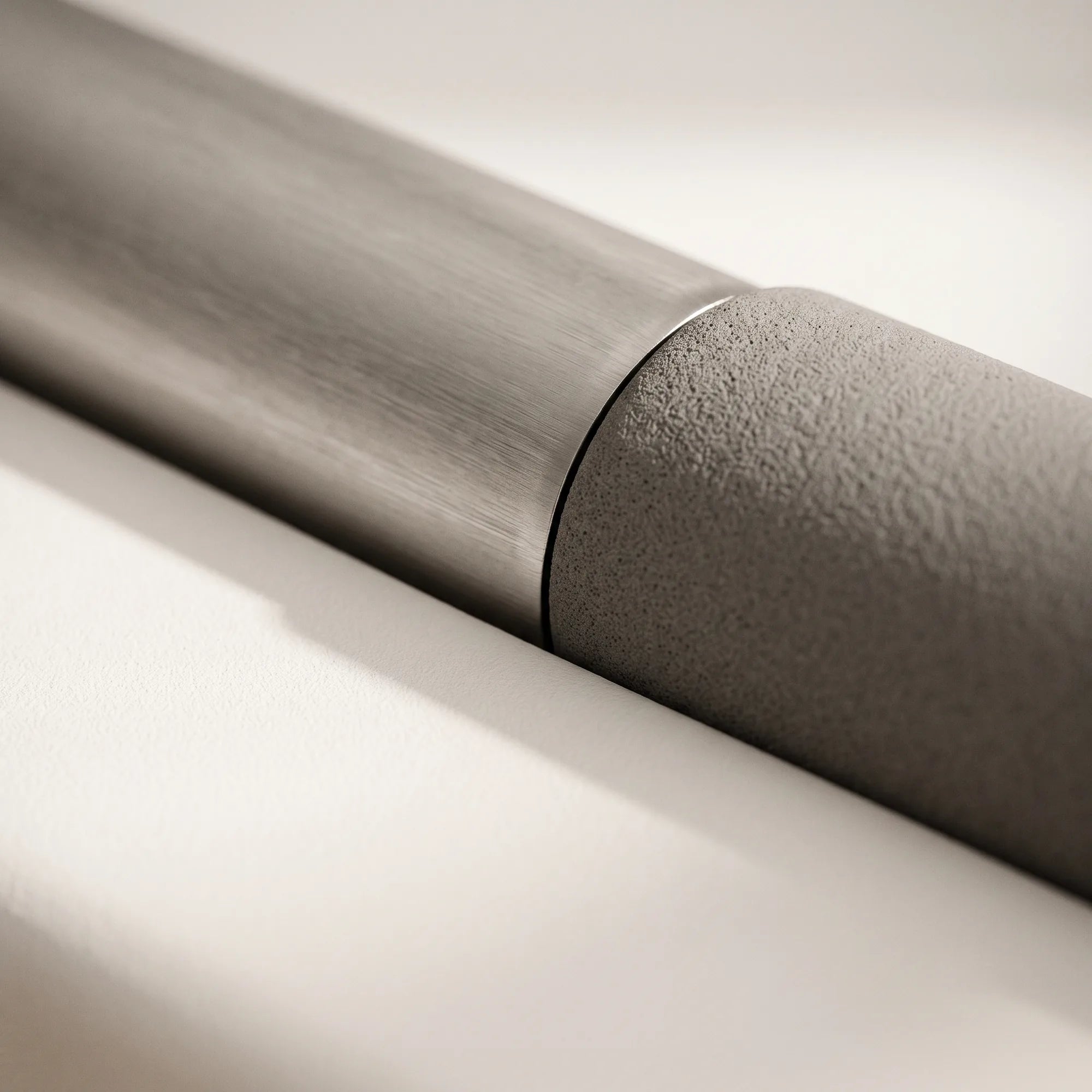 Steel press bar and grip
