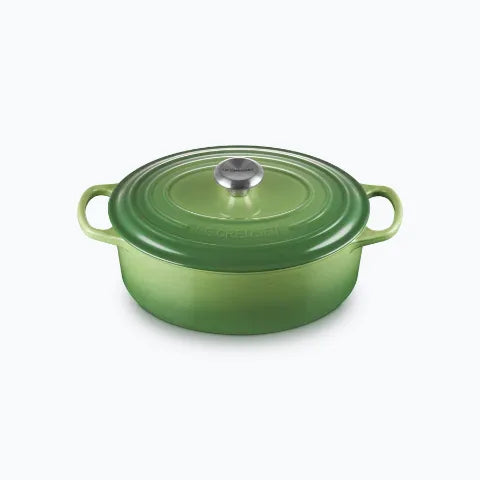 Oval casserole in Bamboo Green