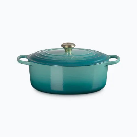 Oval casserole in Bleu Riviera