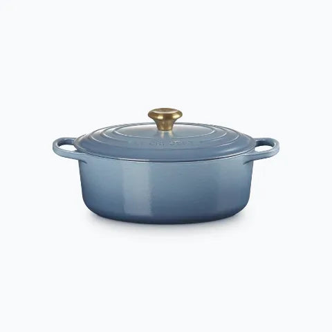 Oval casserole in Chambray
