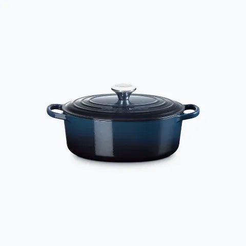Oval casserole in Nuit