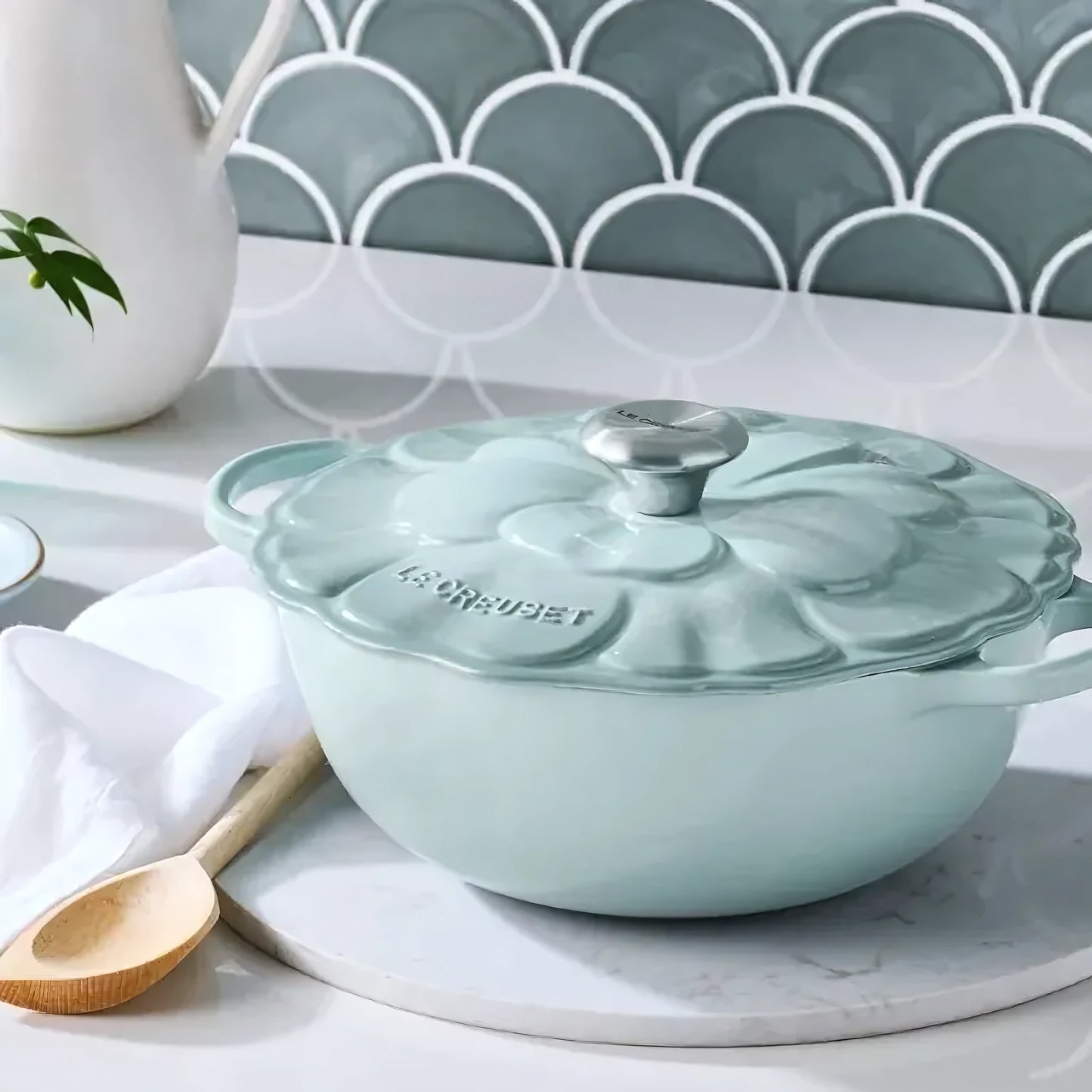 Le Creuset Cast Iron Petal Soup Pot