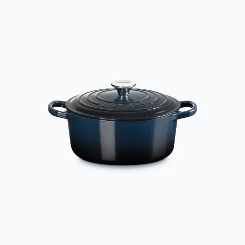 Round casserole in Nuit