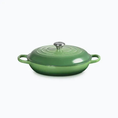 Shallow casserole in Bamboo Green
